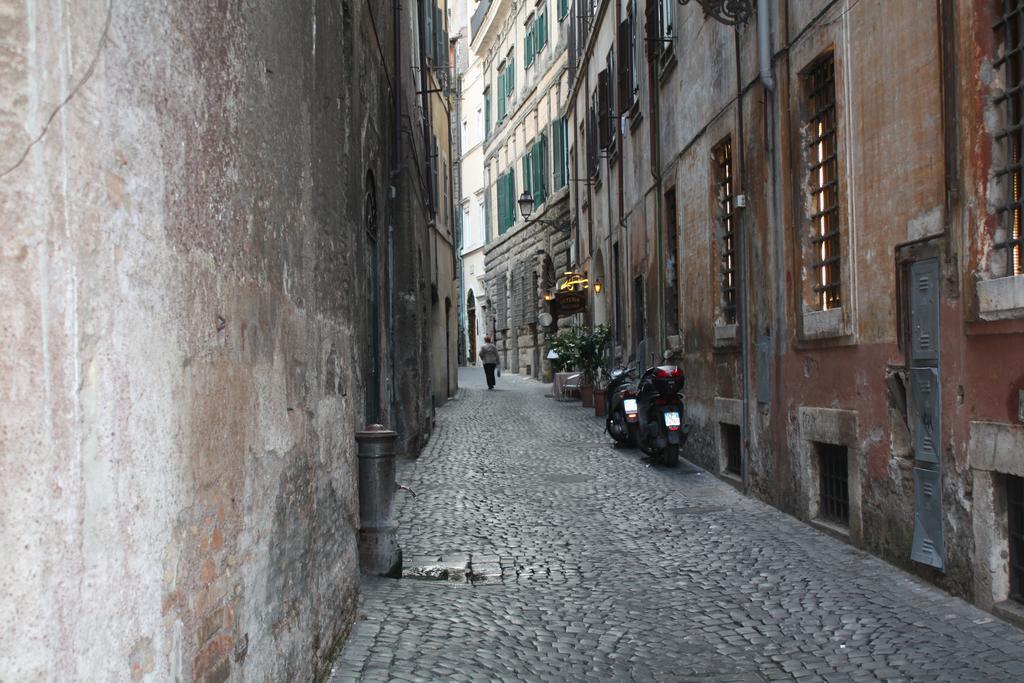 Navona Secret Suite Rome Exterior photo